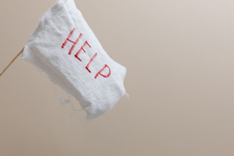 Quand faut-il demander de l’aide ? Les signes qu’il ne faut plus ignorer
